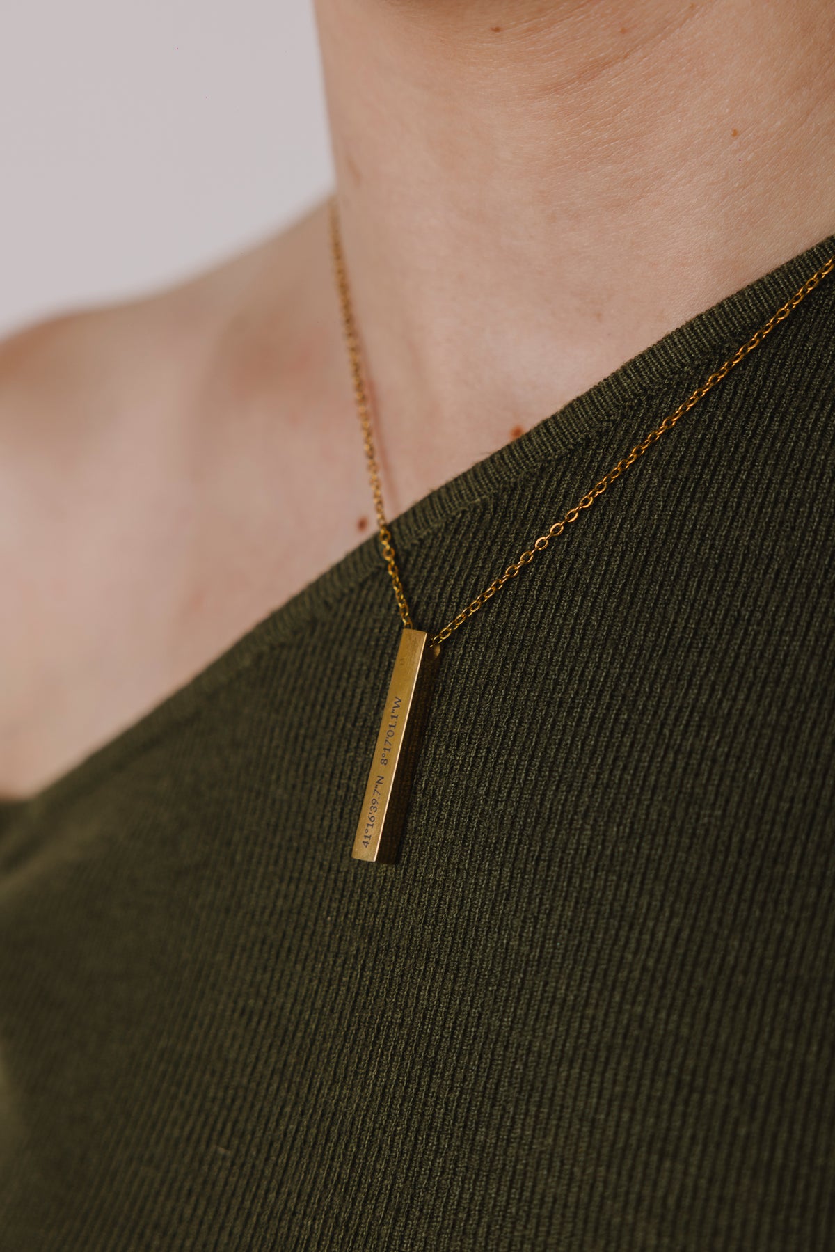 Colar com Coordenadas Personalizado