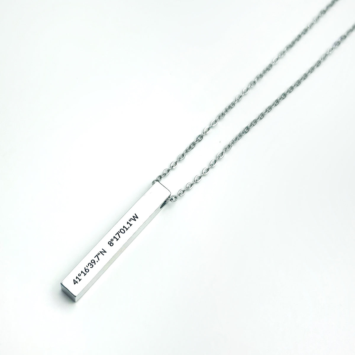 Colar com Coordenadas Personalizado