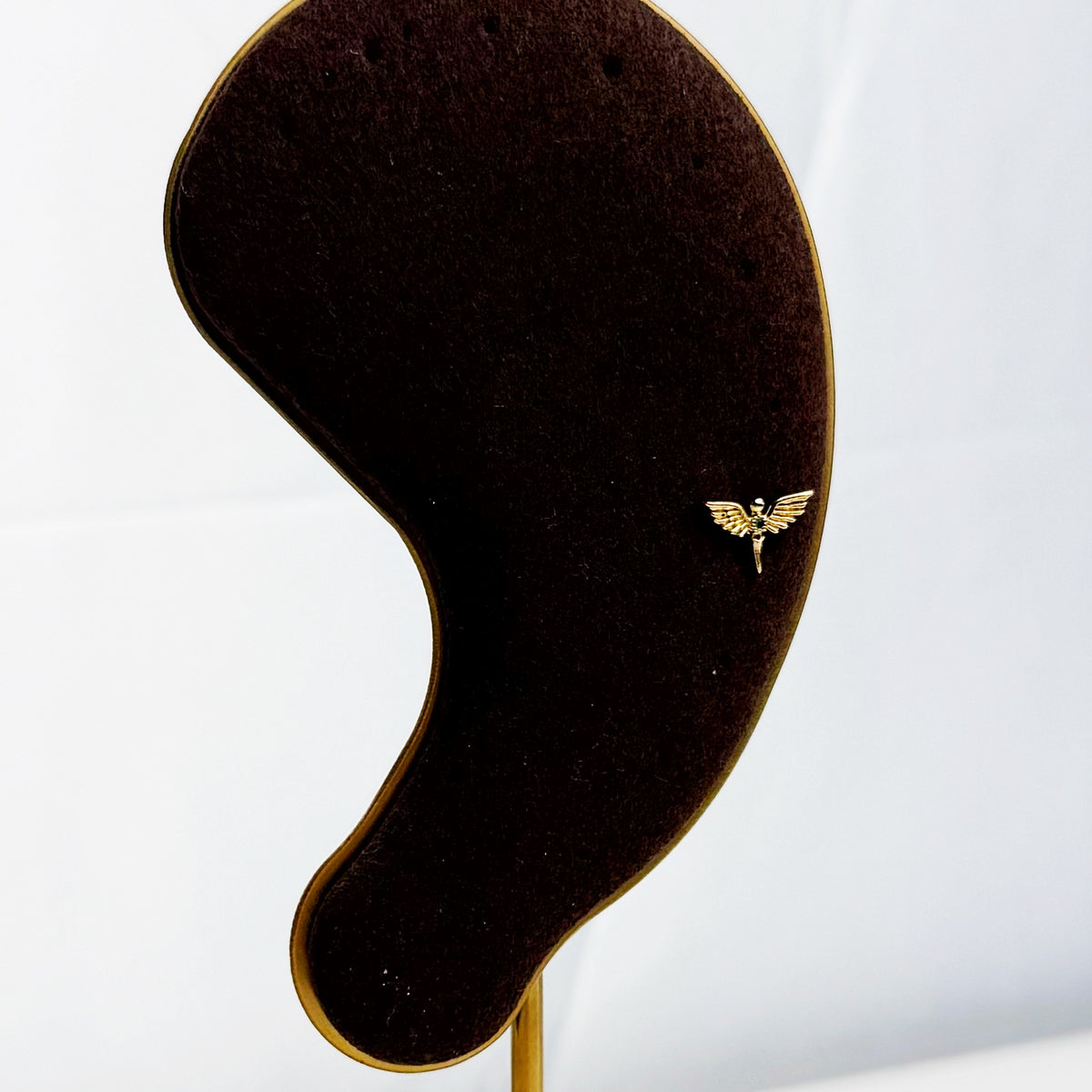 Pircing Snitch Wing