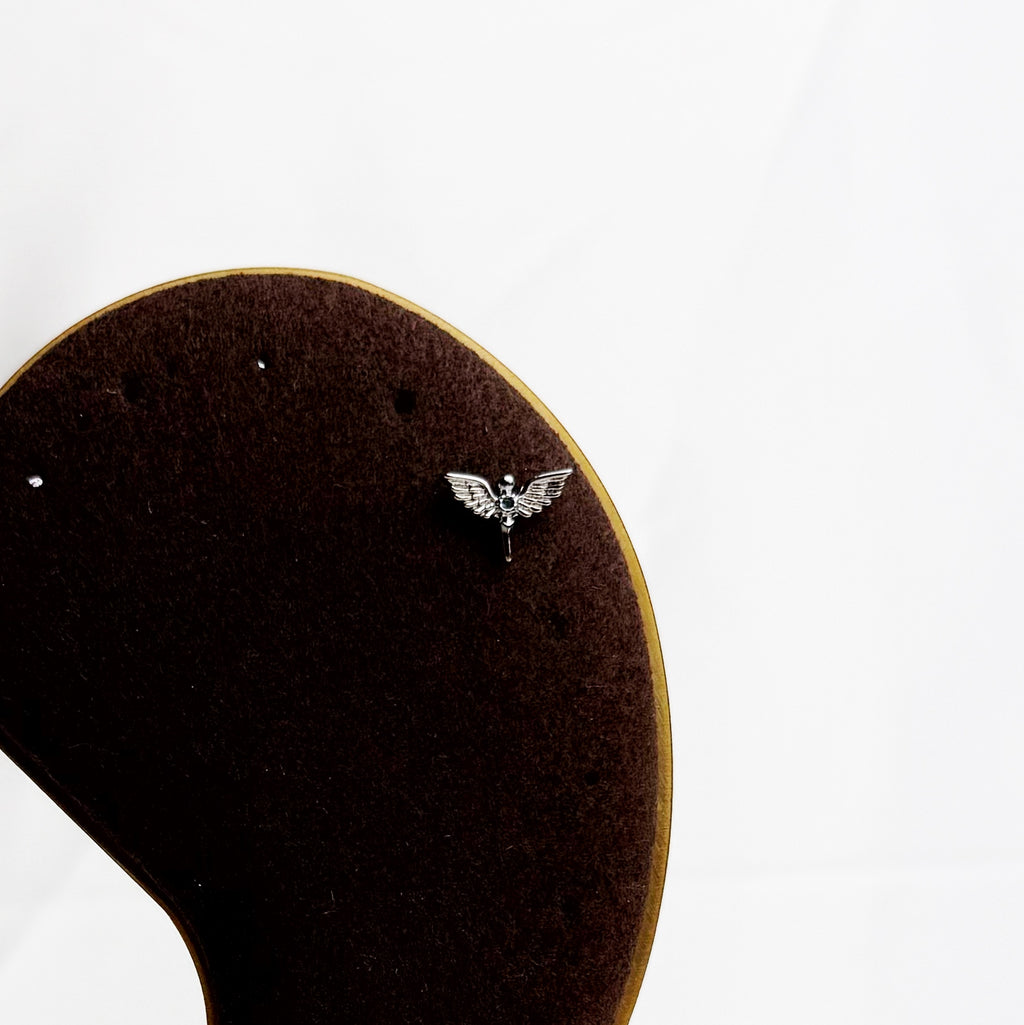 Pircing Snitch Wing