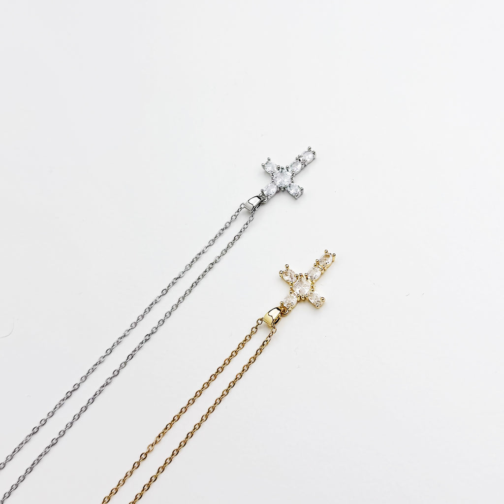 Colar Cruz de Luz