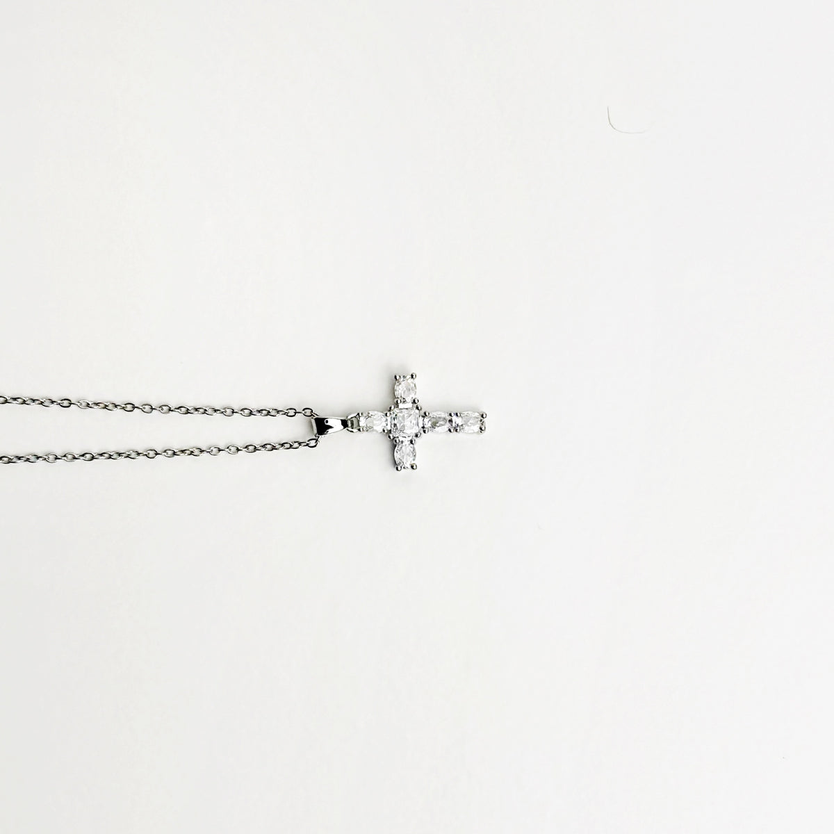 Colar Cruz de Luz