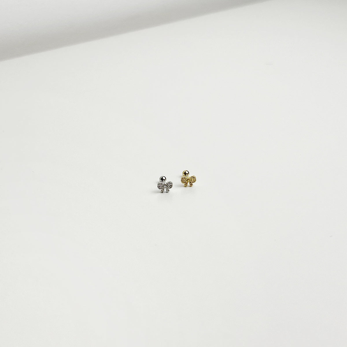 Pircing Laço de Luz