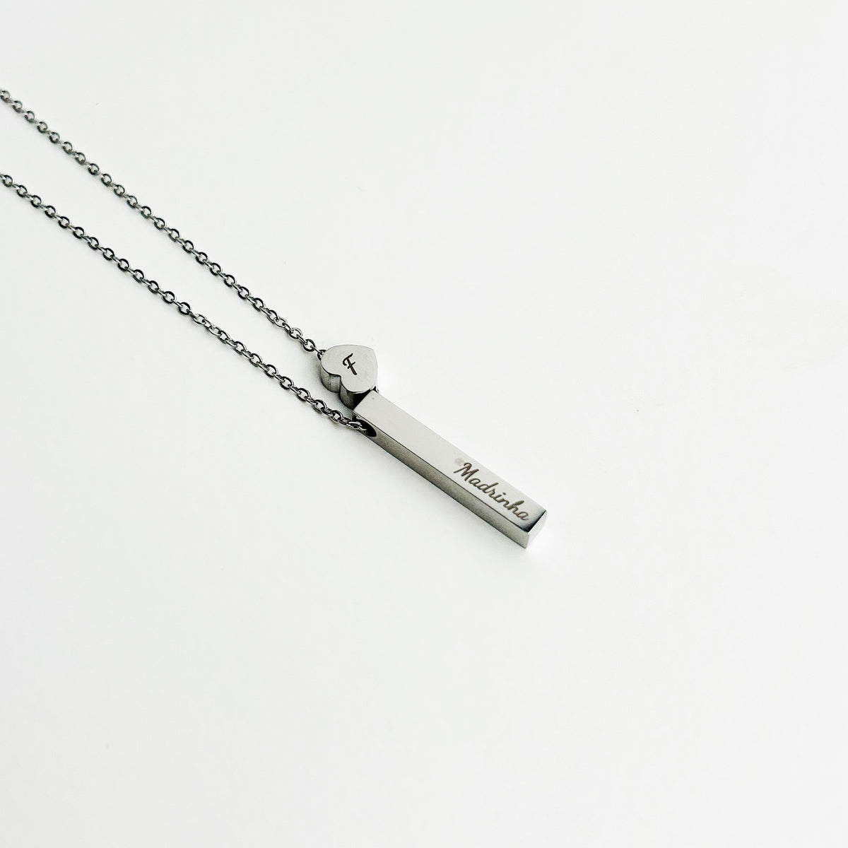 Colar Barra e Coração Personalizado